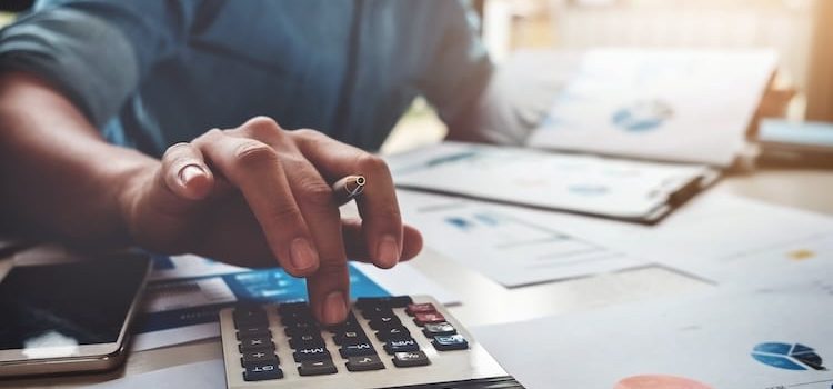 Year-End Tax Strategies for Optimizing Savings